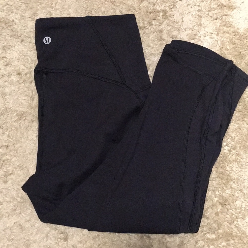 Lululemon black leggings